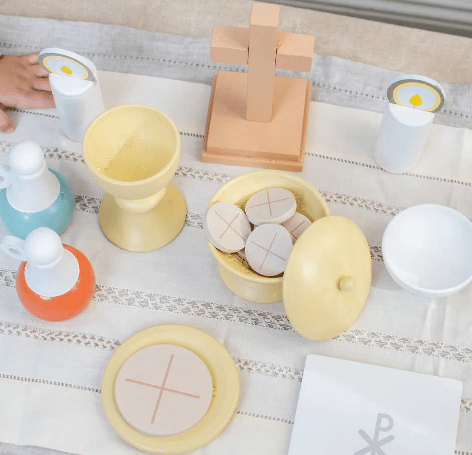 Toys - Wooden Mass Kit Playset